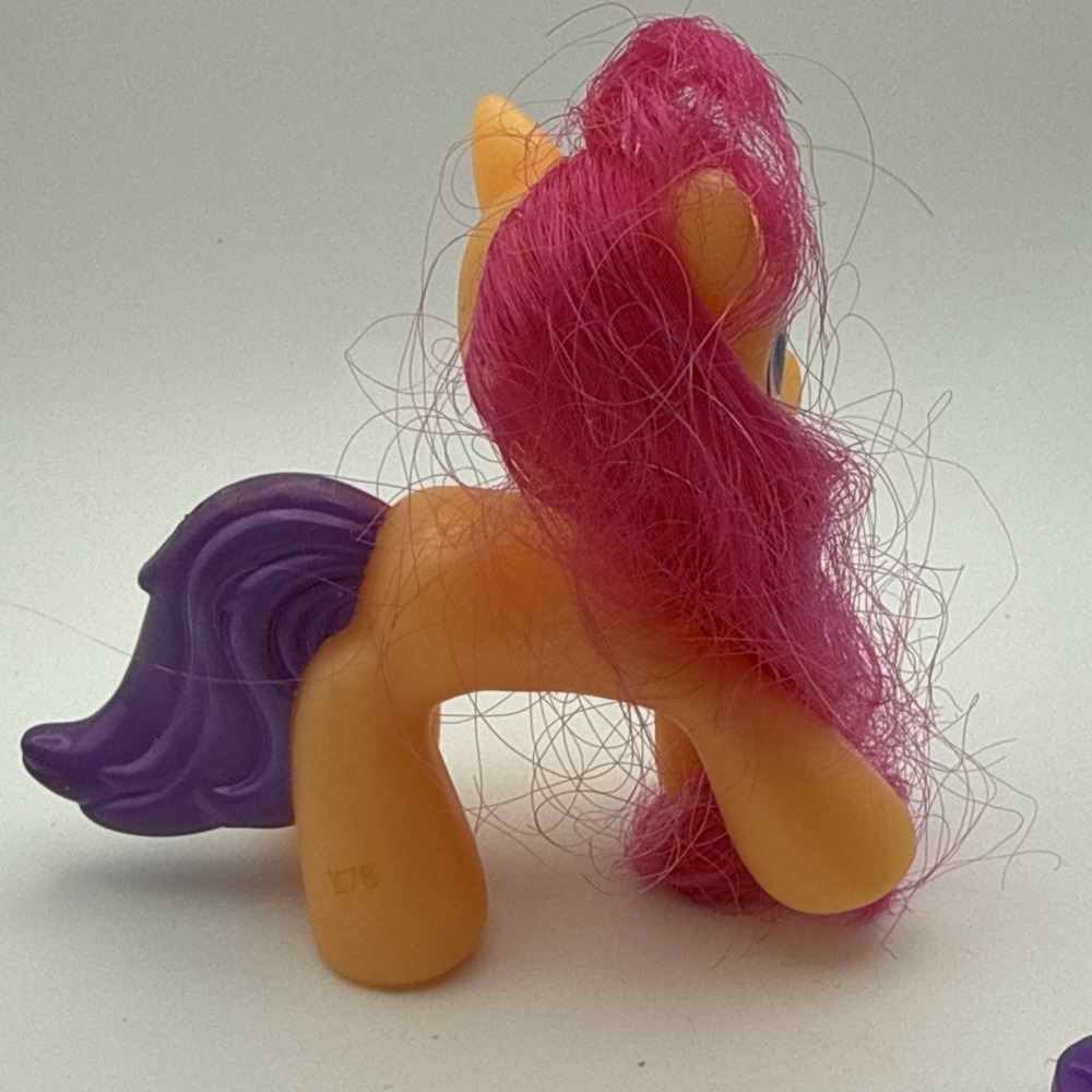 My Little Pony Scootaloo G3 2007 & Scootaloo G3.5 with Scootaloo Comb‎ Lot Of 3 - Picture 8 of 13